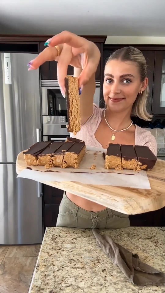 Protein Bars with a Snack