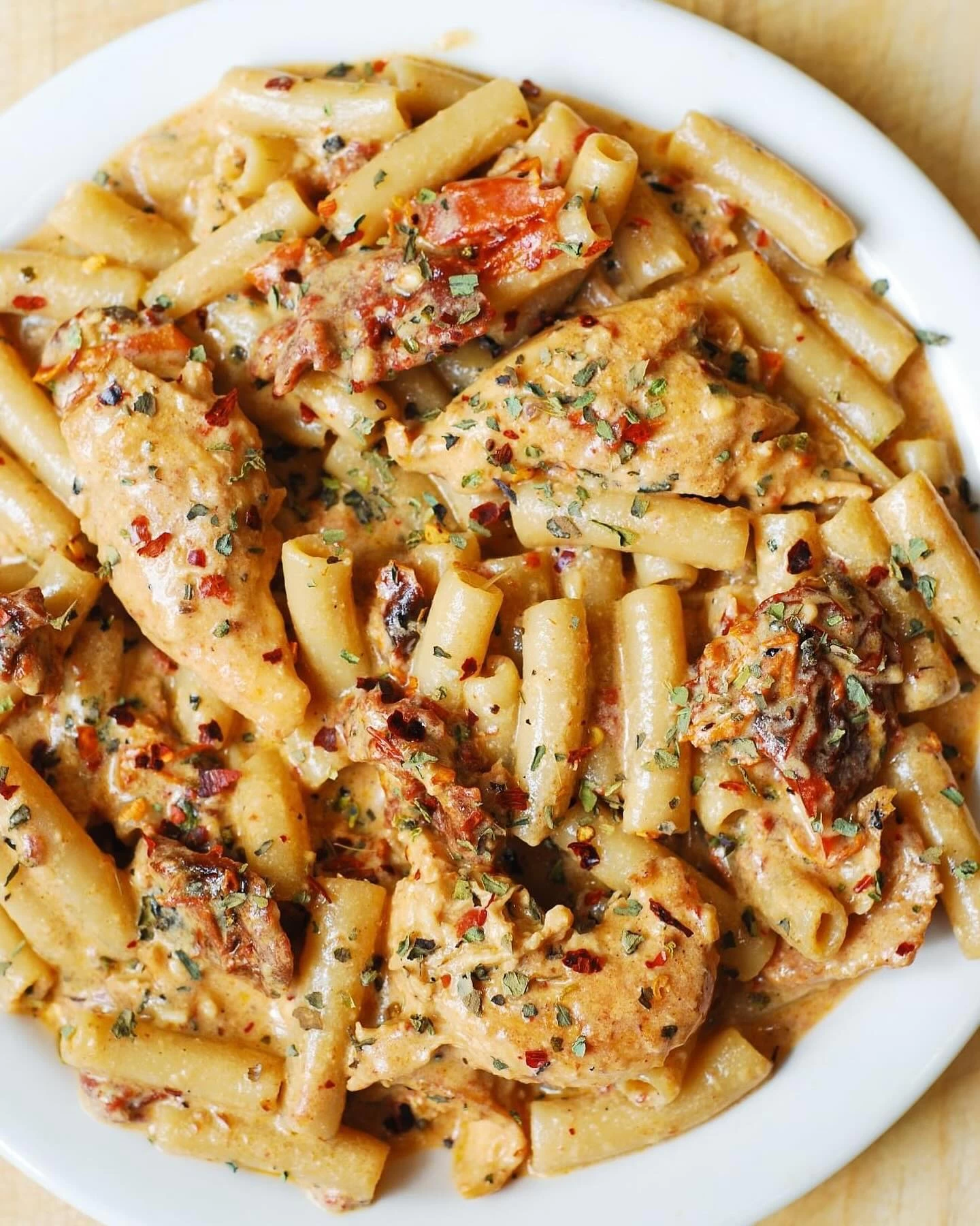 Creamy Chicken Mozzarella Pasta with Sun-Dried Tomatoes and Garlic Basil Cream Sauce